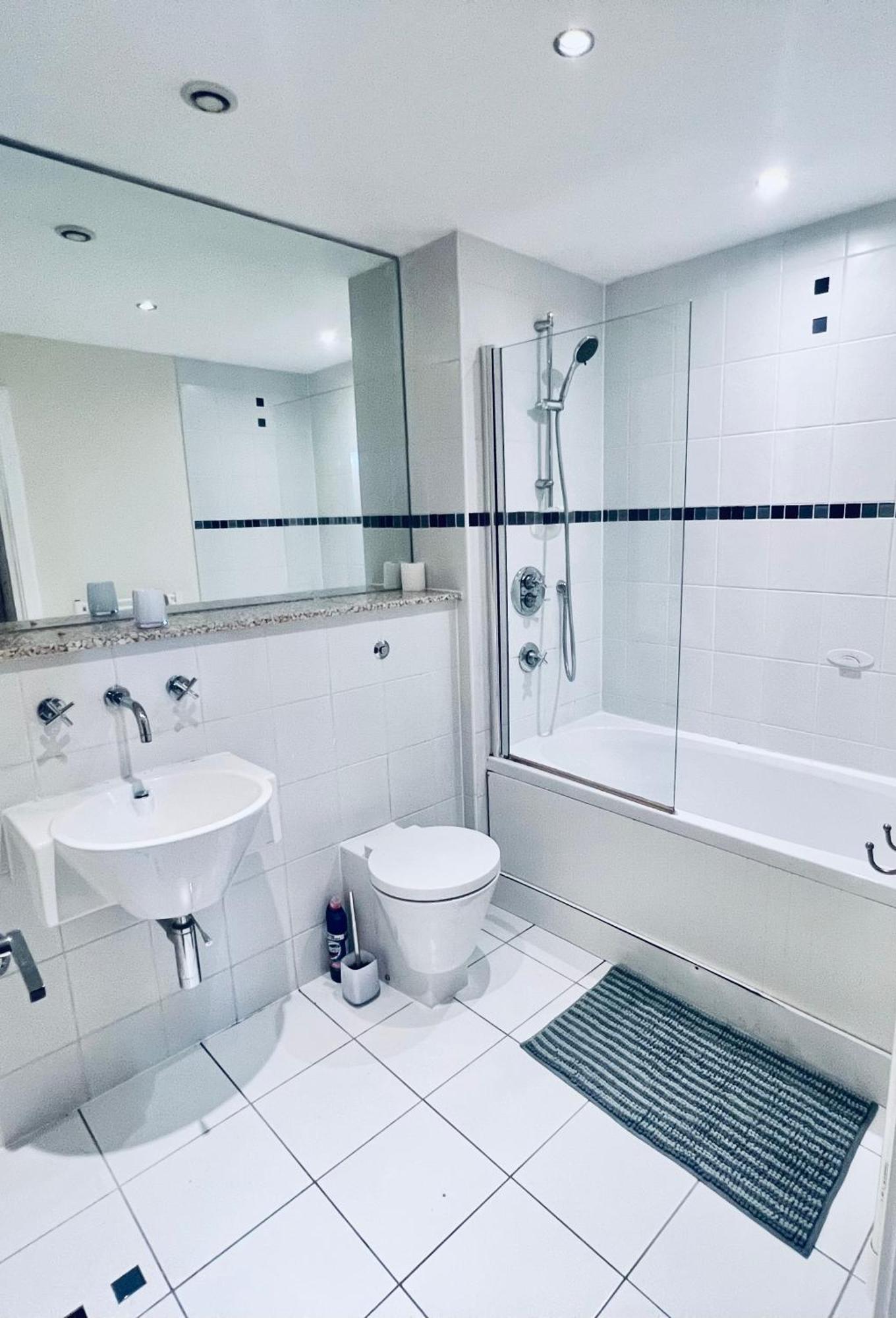 Апартаменты Luxe Heights Nest Бирмингем Экстерьер фото